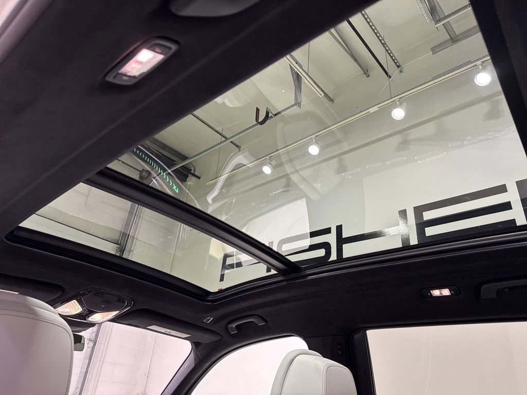 Used 2023 BMW X7 xDrive40i w/ M Sport Package image 35