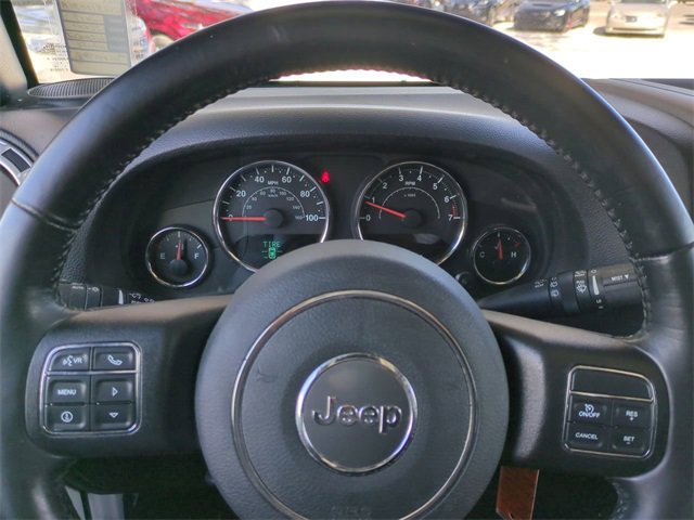 Used 2017 Jeep Wrangler Unlimited Sahara w/ Connectivity Group image 29