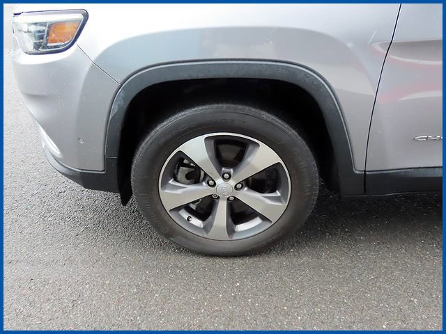 Used 2021 Jeep Cherokee Limited AWD/4WD image 4