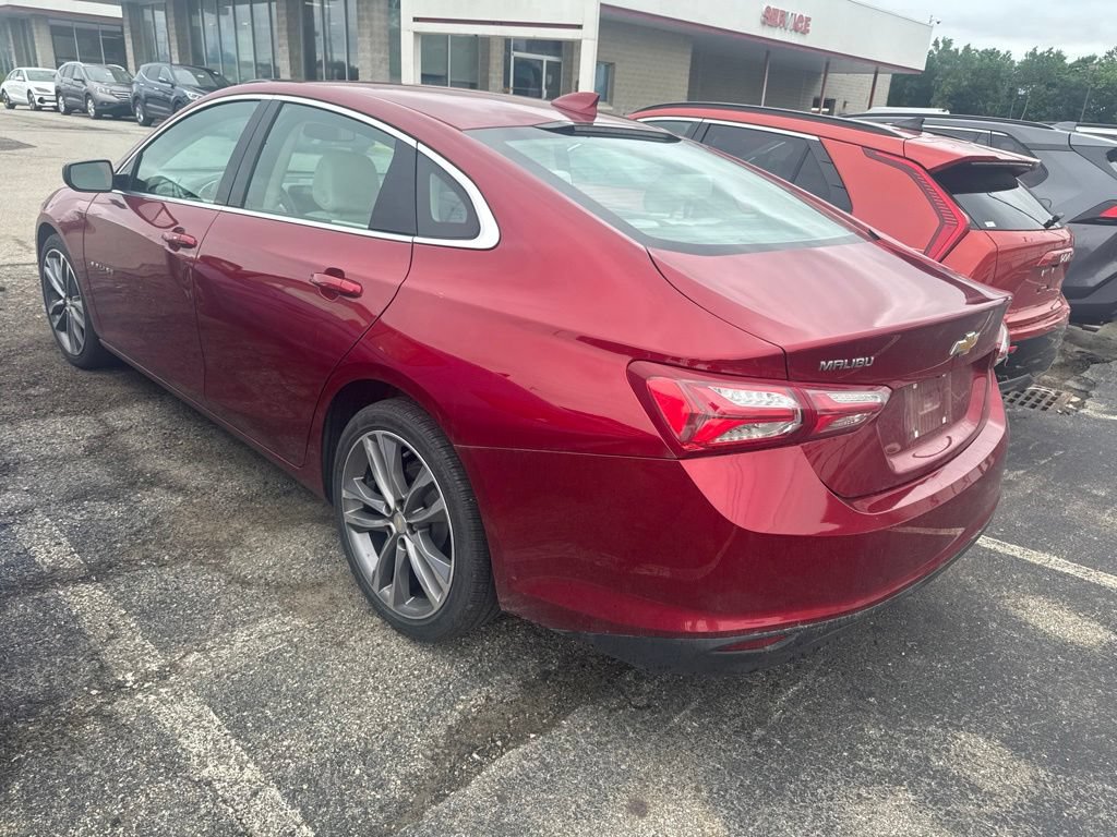 Used 2023 Chevrolet Malibu LT FWD image 2