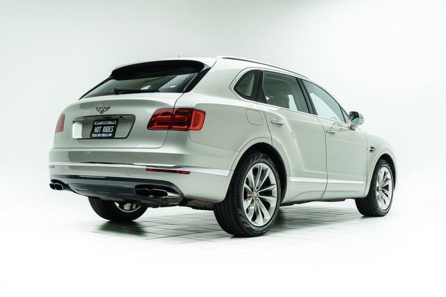 Used 2019 Bentley Bentayga AWD/4WD image 12