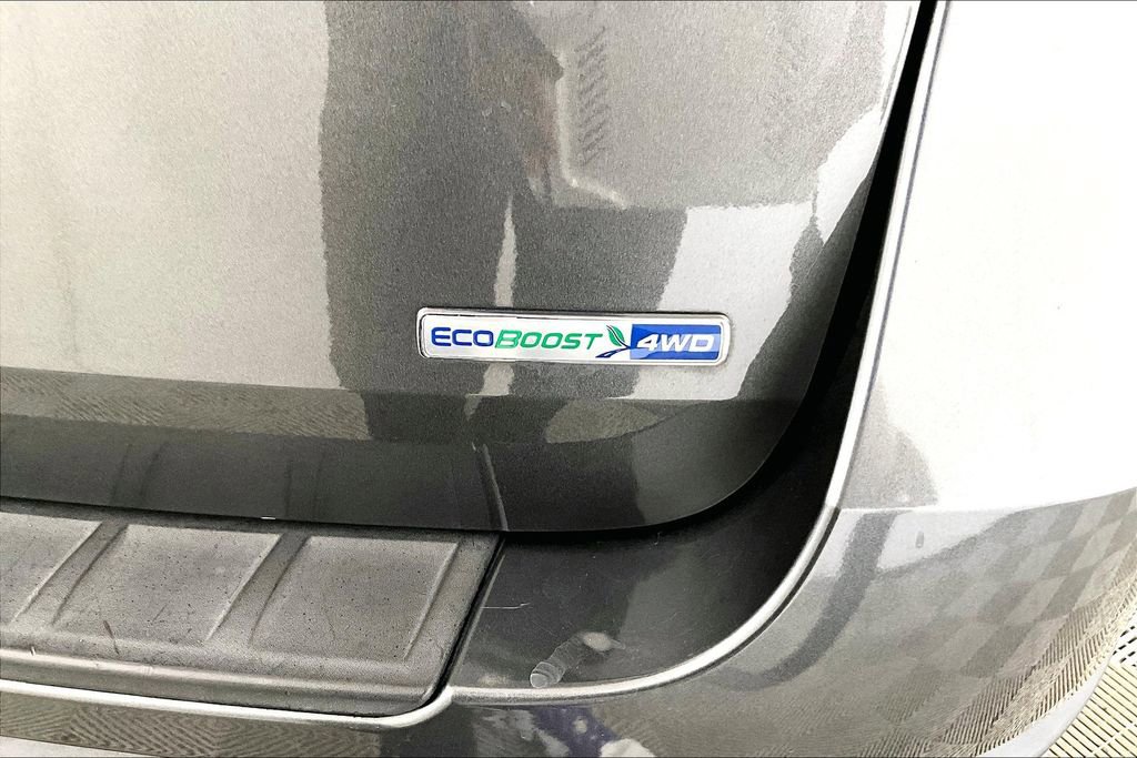 Used 2020 Ford Explorer XLT w/ Equipment Group 202A image 14