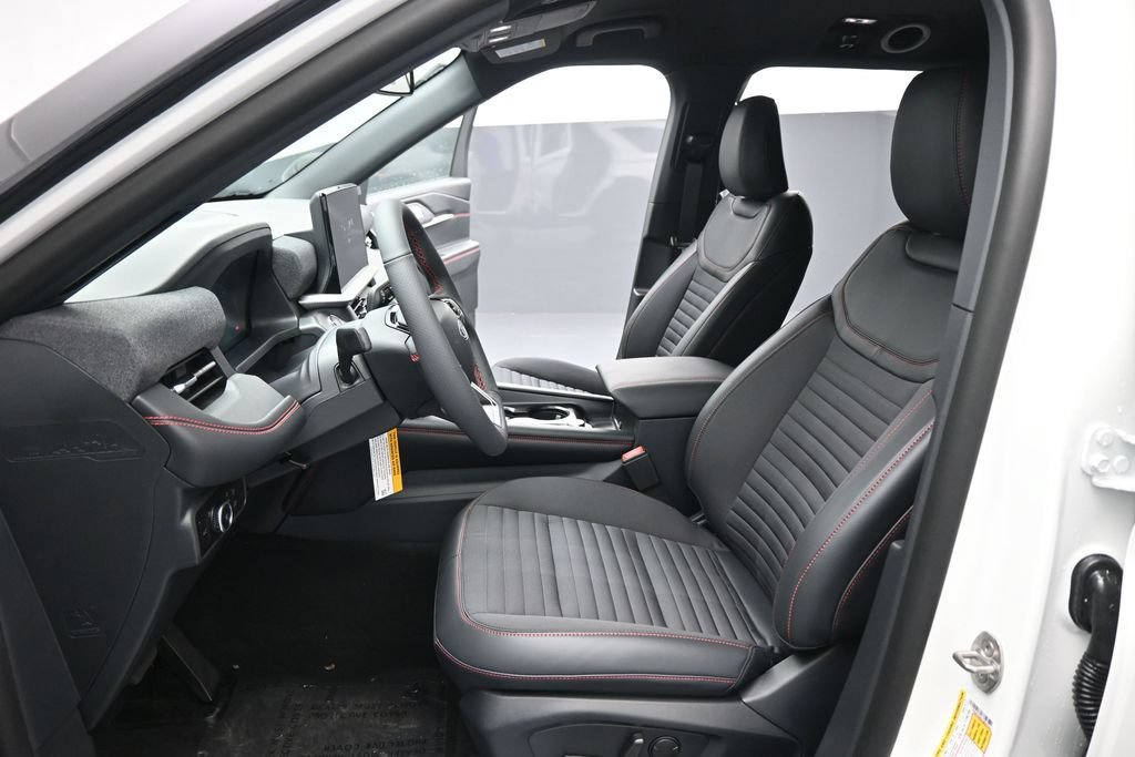 New 2026 Ford Explorer ST-Line w/ ST-Line Street Pack RWD image 9