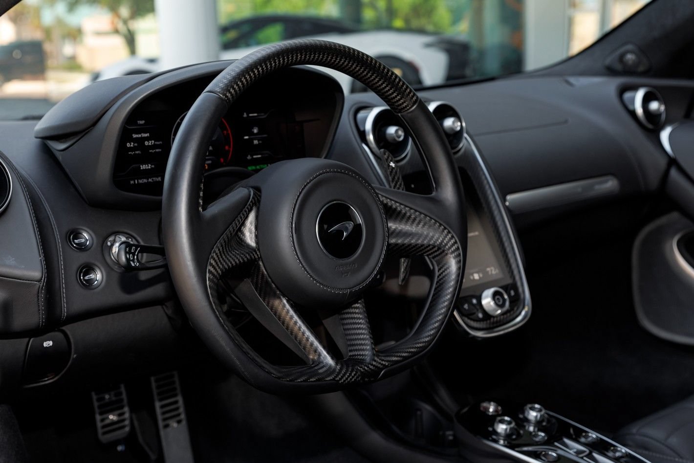 Used 2025 McLaren GTS RWD image 31