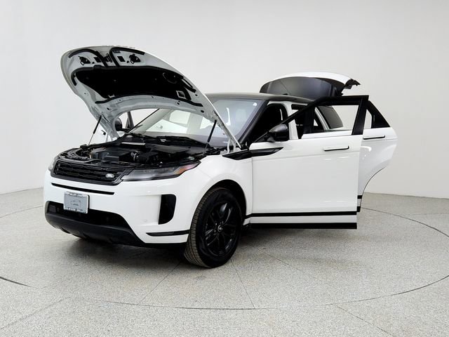 Certified 2025 Land Rover Range Rover Evoque S image 9