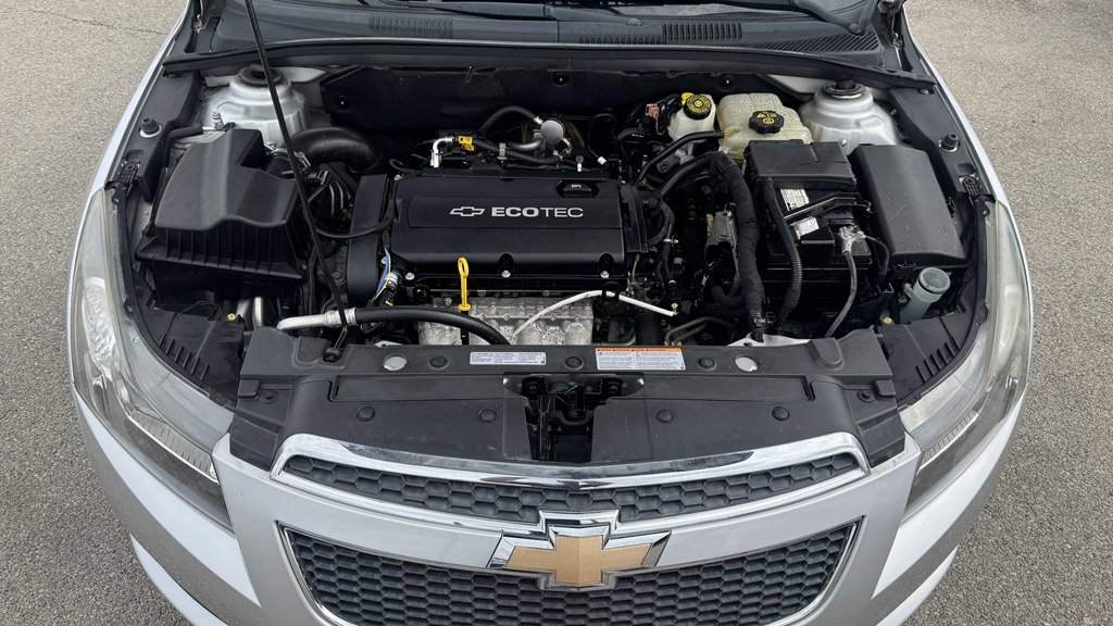 Used 2011 Chevrolet Cruze LS w/ Connectivity Package FWD image 11