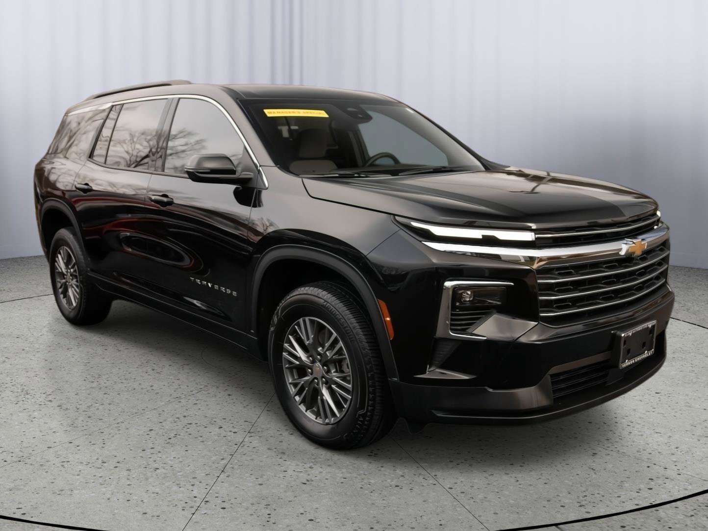 New 2025 Chevrolet Traverse LT