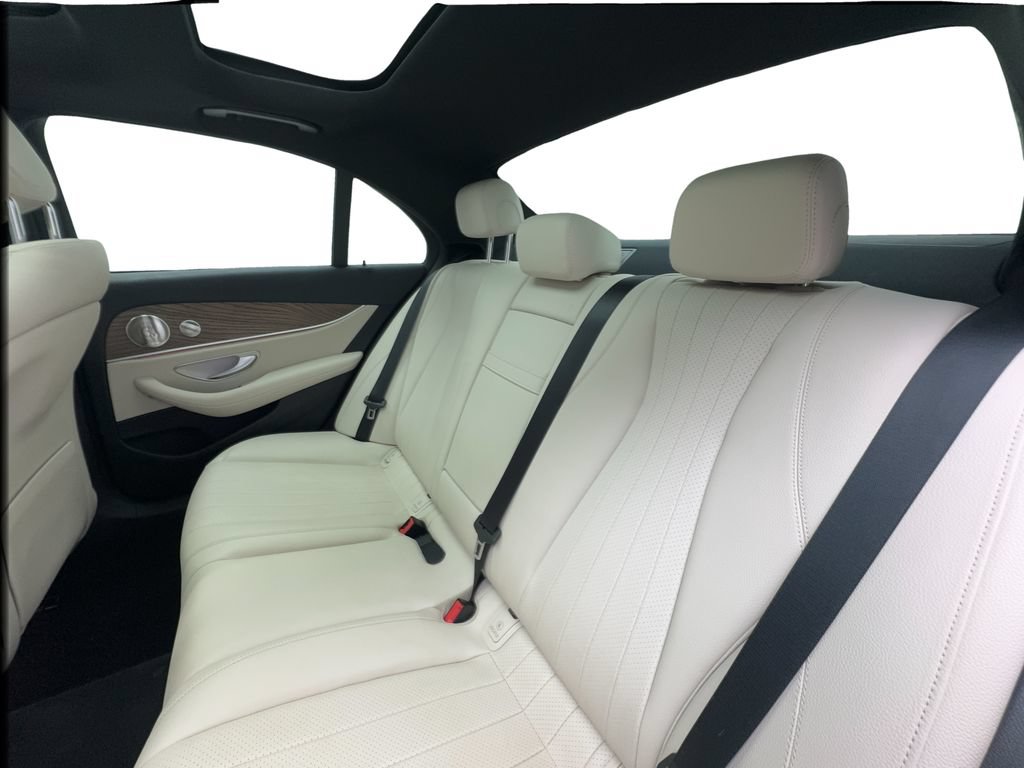 Used 2023 Mercedes-Benz E 350 4MATIC Sedan image 24