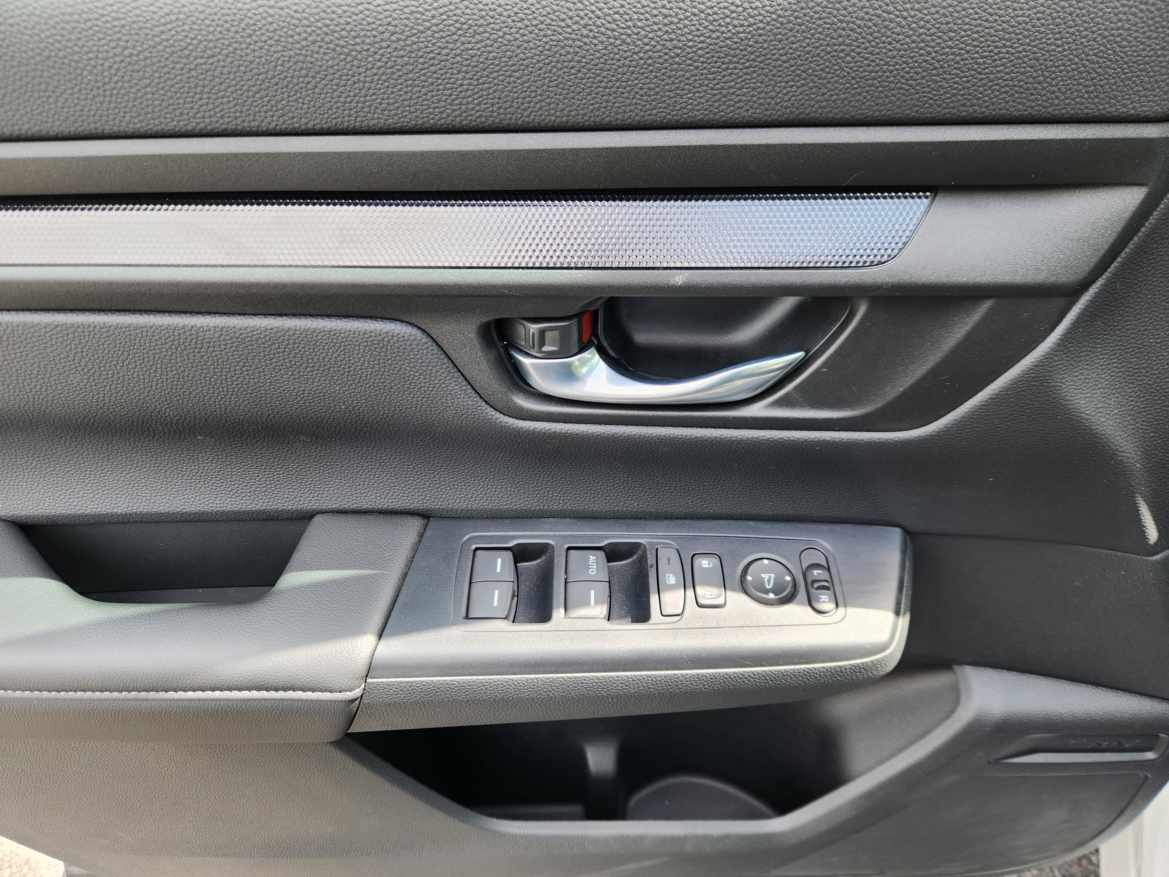 Used 2026 Honda CR-V LX image 16