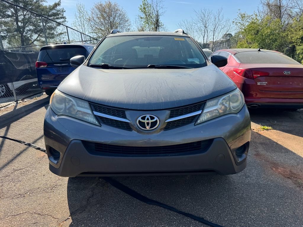 Used 2013 Toyota RAV4 LE image 10