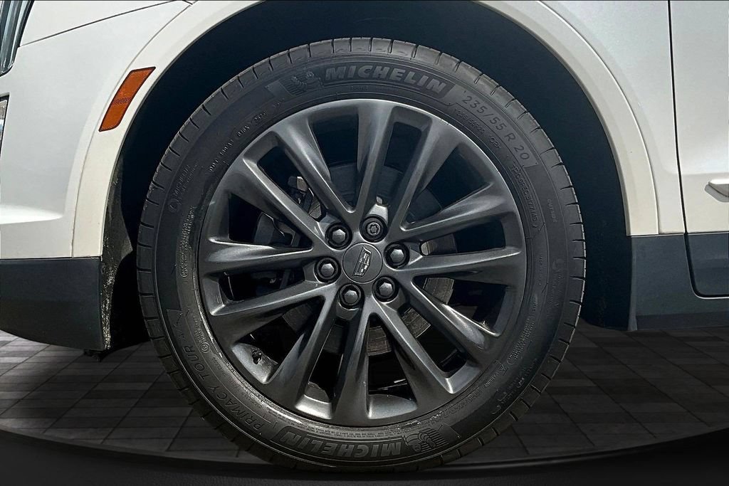 Used 2017 Cadillac XT5 Platinum AWD/4WD image 15