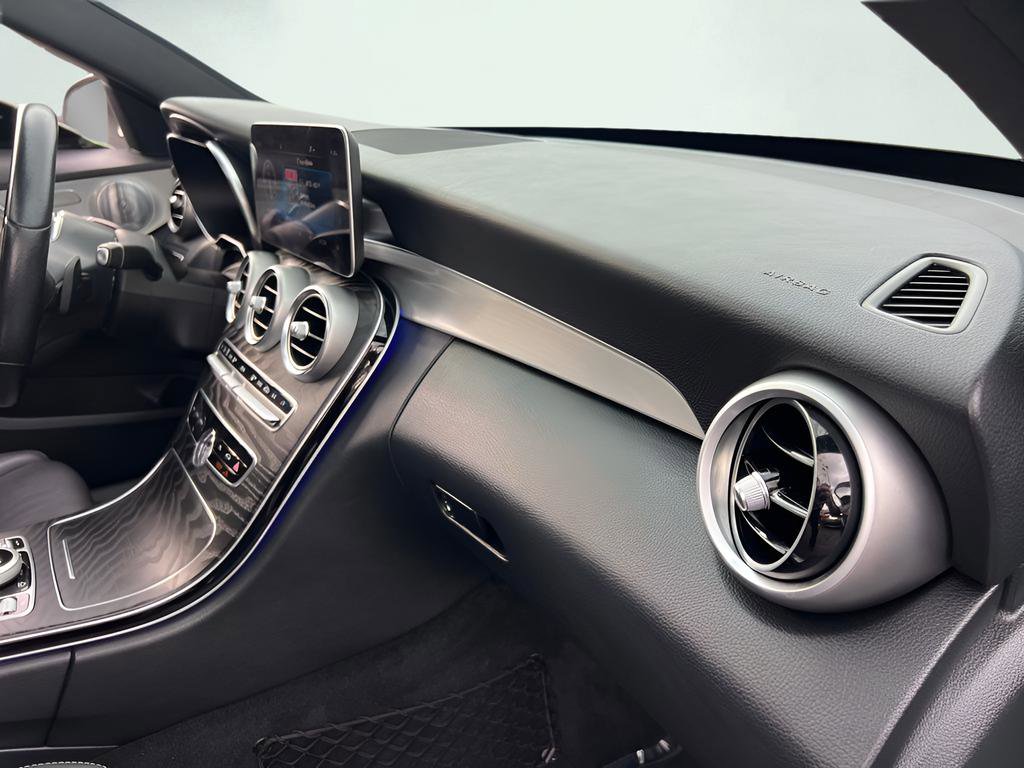 Used 2020 Mercedes-Benz C 300 Sedan image 34