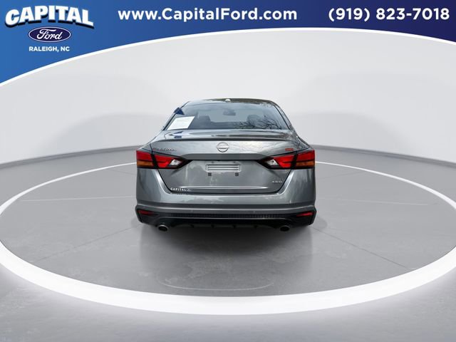 Used 2025 Nissan Altima 2.5 SR AWD/4WD image 7