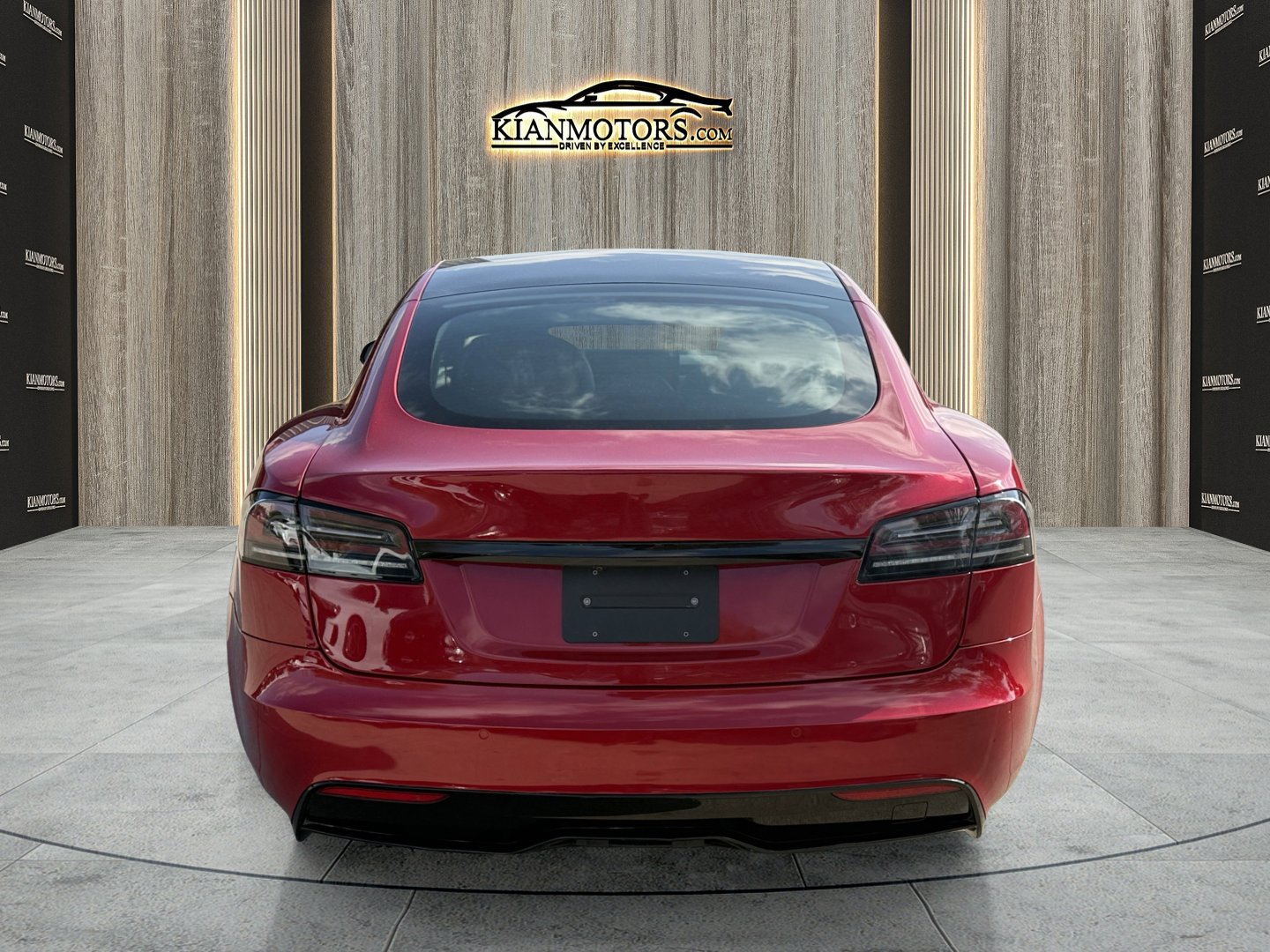 Used 2022 Tesla Model S image 11