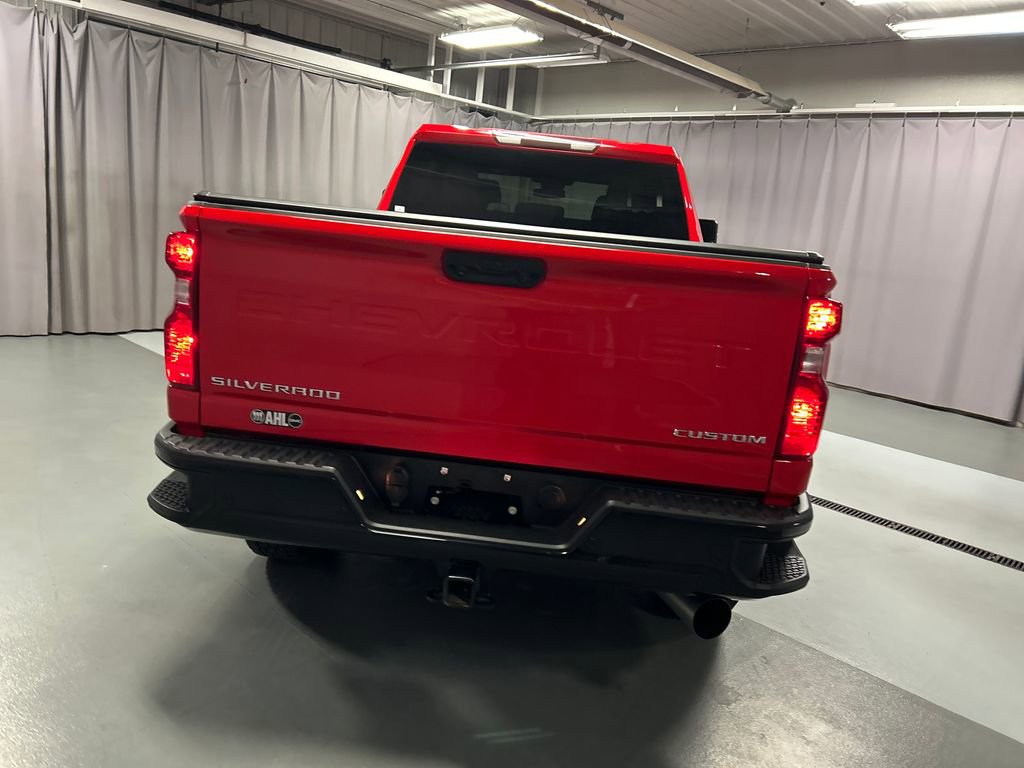 Used 2025 Chevrolet Silverado 2500 Custom w/ Custom Value Package AWD/4WD image 6