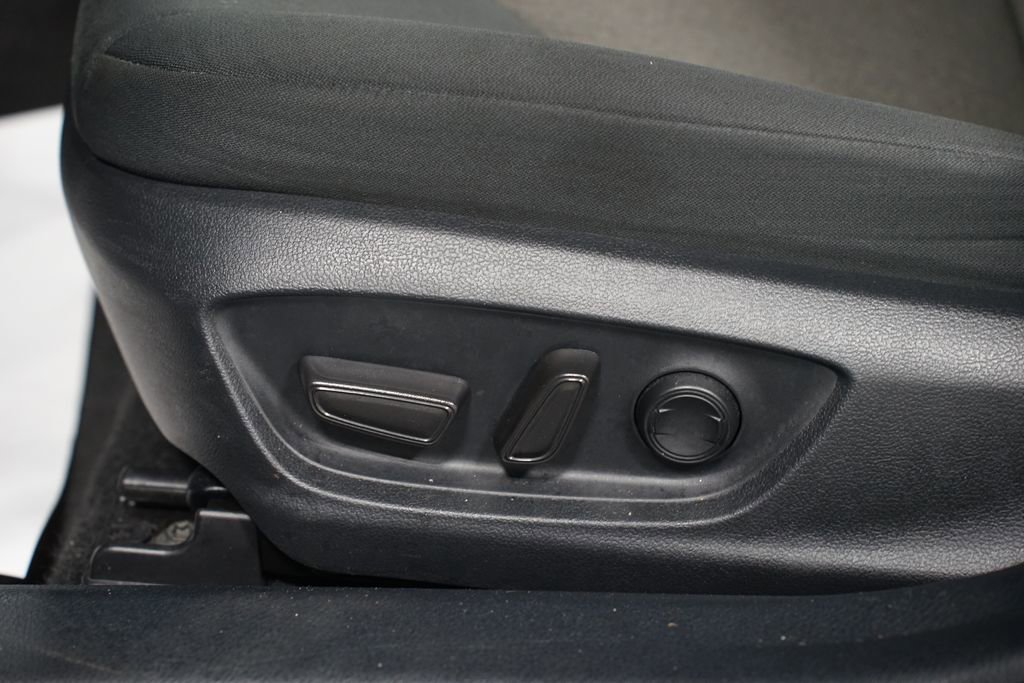 Certified 2023 Toyota Camry LE FWD image 30