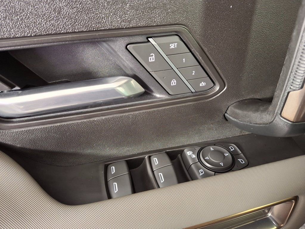 Used 2025 GMC Hummer EV 3X w/ LPO, Sport Package image 25