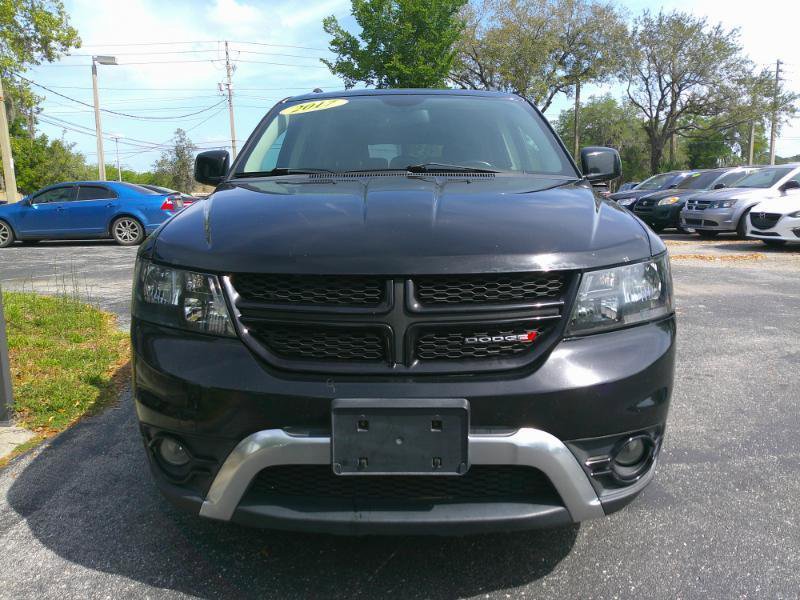 Used 2017 Dodge Journey Crossroad image 3