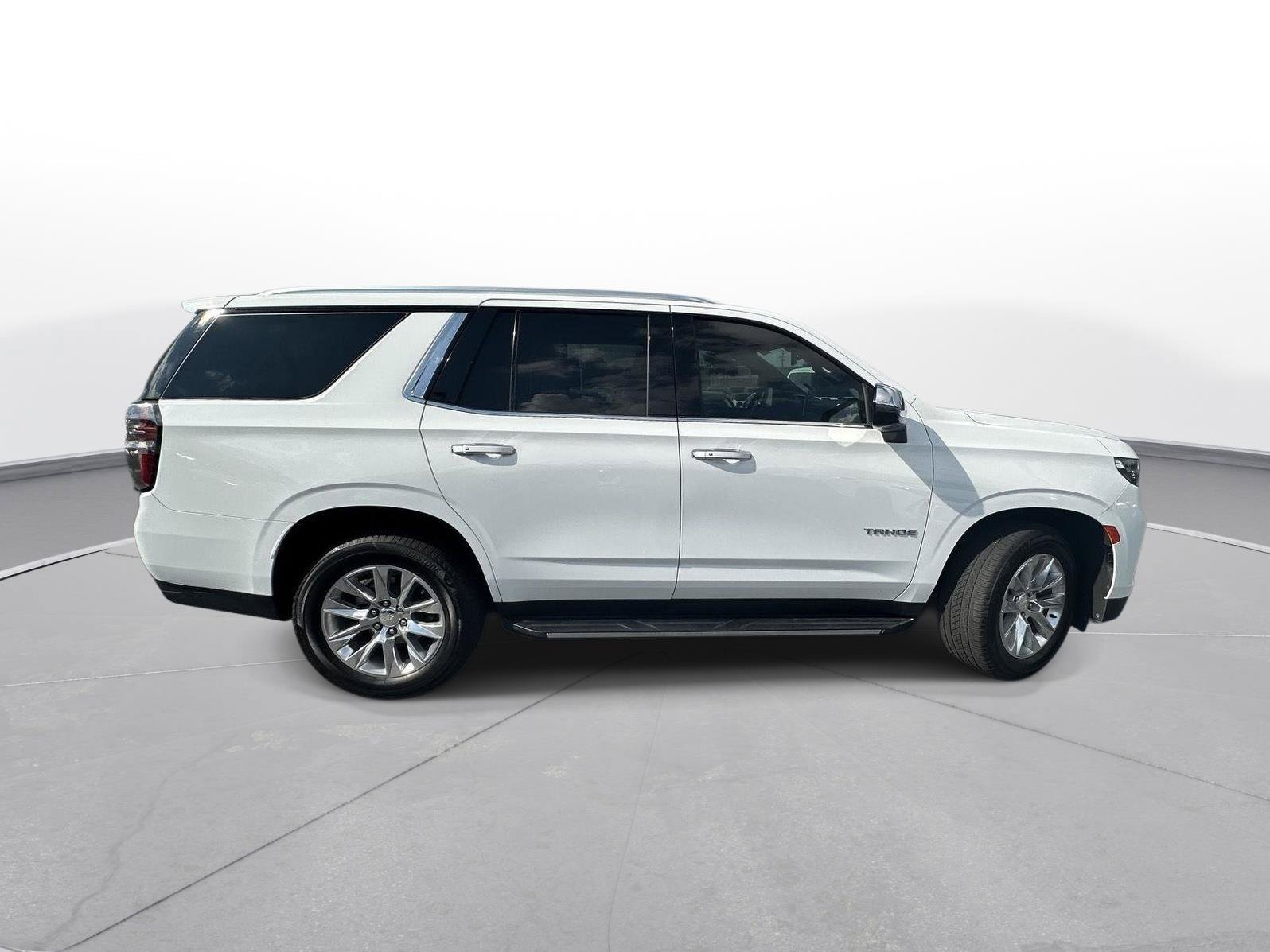 Used 2023 Chevrolet Tahoe Premier RWD image 5