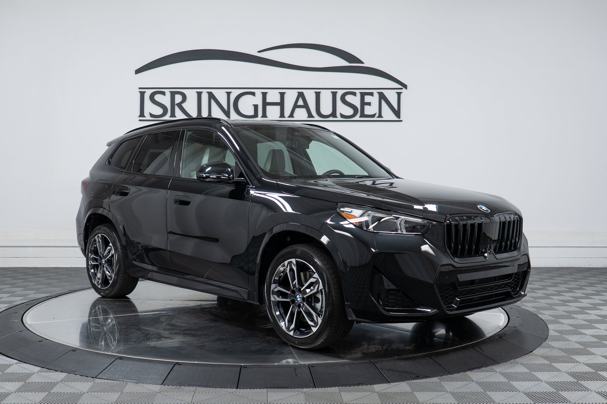 New 2026 BMW X1 xDrive28i w/ Technology Package AWD/4WD image 3