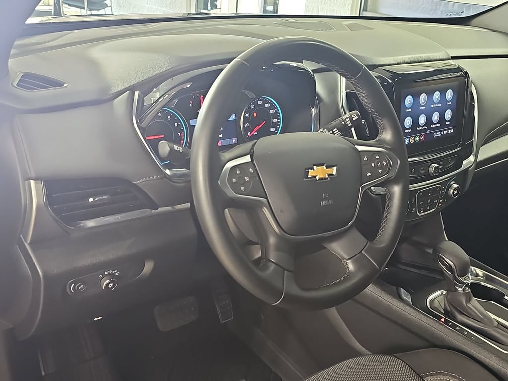Certified 2023 Chevrolet Traverse LT FWD image 22
