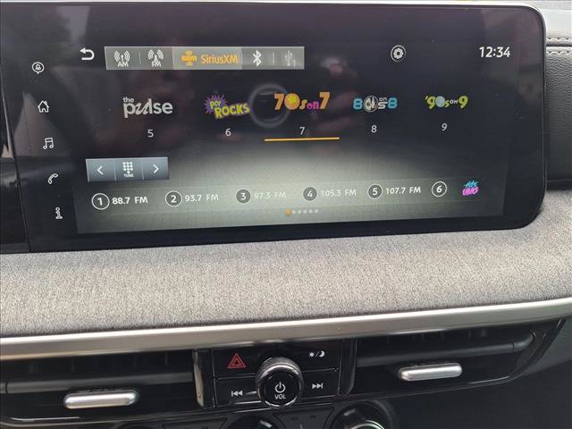 Certified 2025 Nissan Kicks SV w/ SV Premium Package FWD image 14