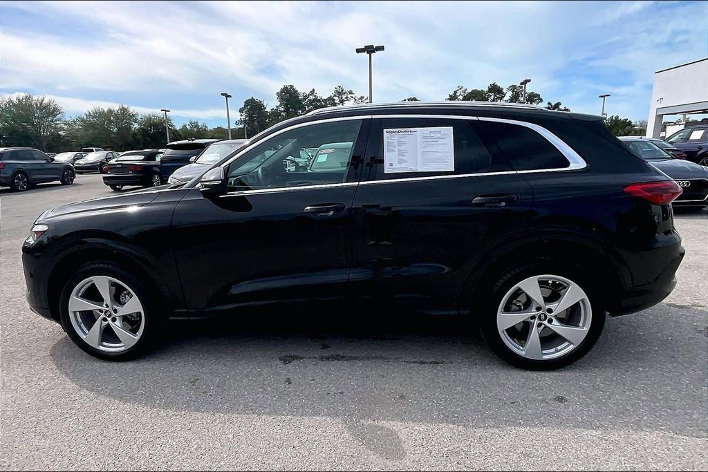 Used 2025 Audi Q5 Premium Plus image 8