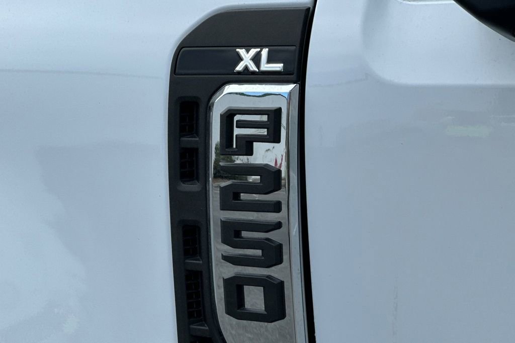 New 2025 Ford F250 XL w/ 360-Degree Camera Package image 6
