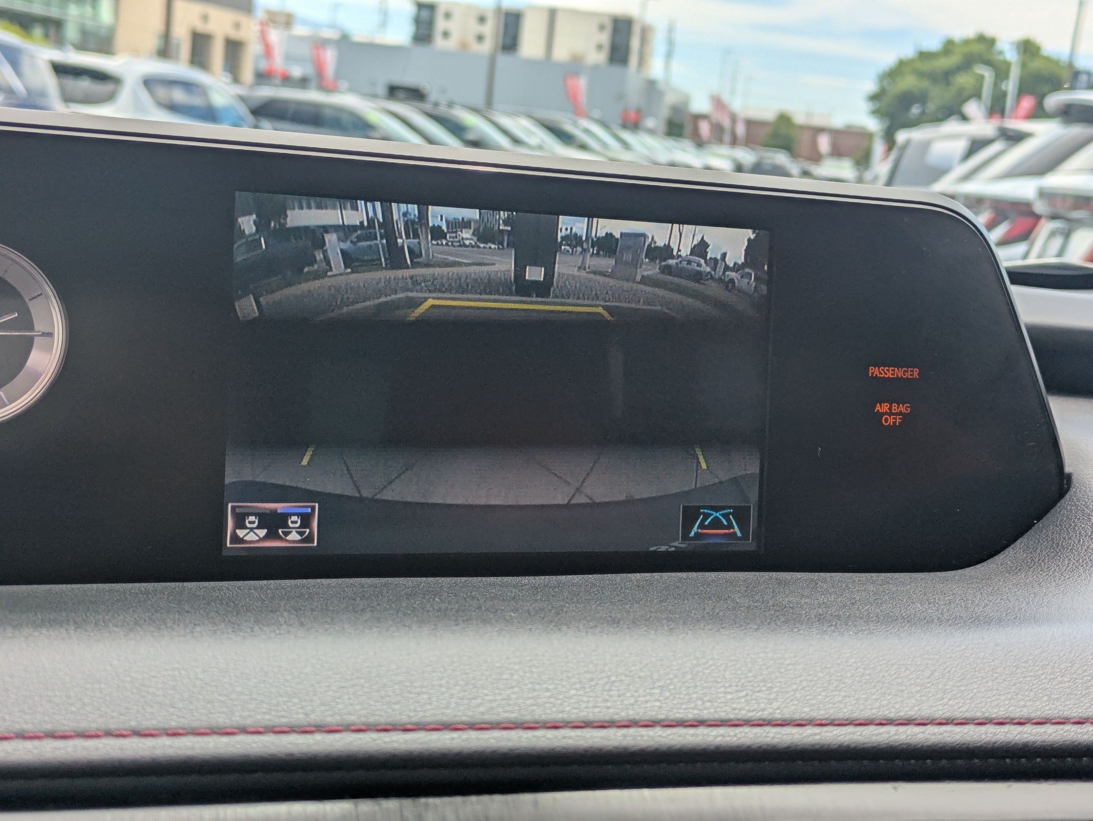 Used 2020 Lexus UX 250h F Sport w/ F Sport Premium Package AWD/4WD image 23