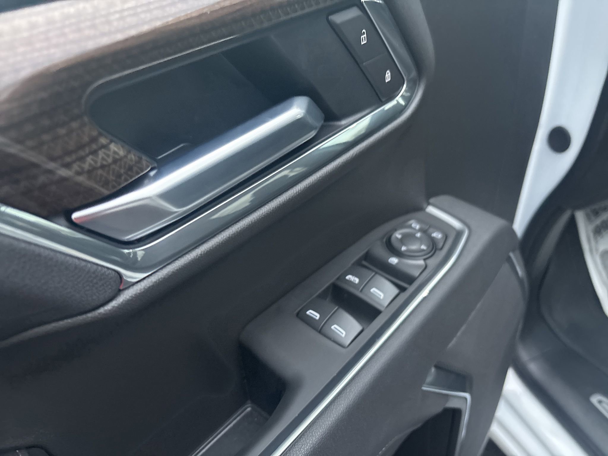 Used 2025 Chevrolet Silverado 1500 LT w/ Protection Package image 25