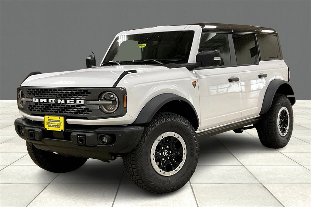 New 2025 Ford Bronco Badlands image 2