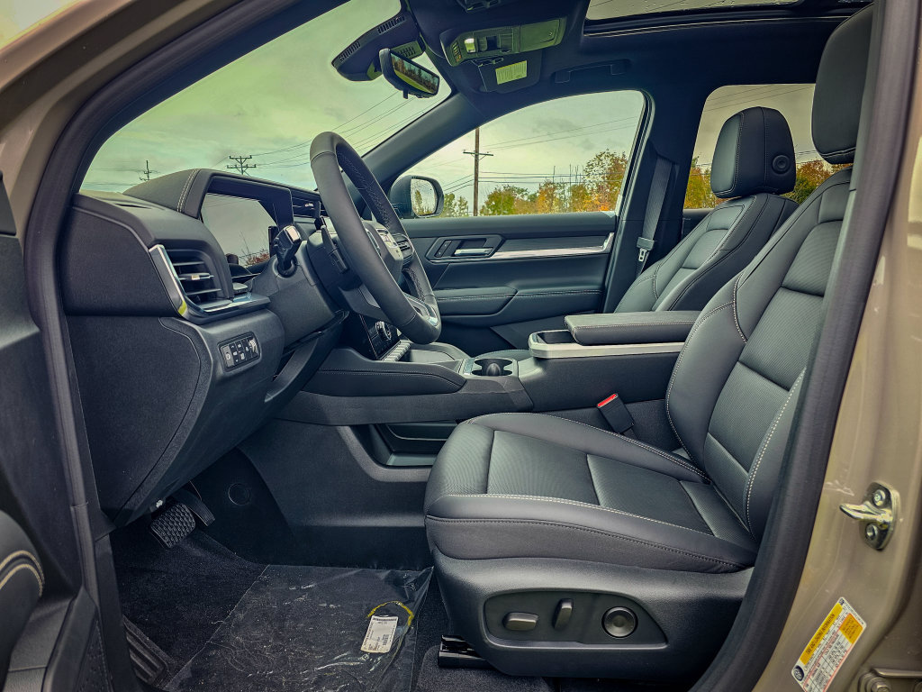 New 2027 GMC Terrain Elevation w/ Elevation Premium Package AWD/4WD image 13