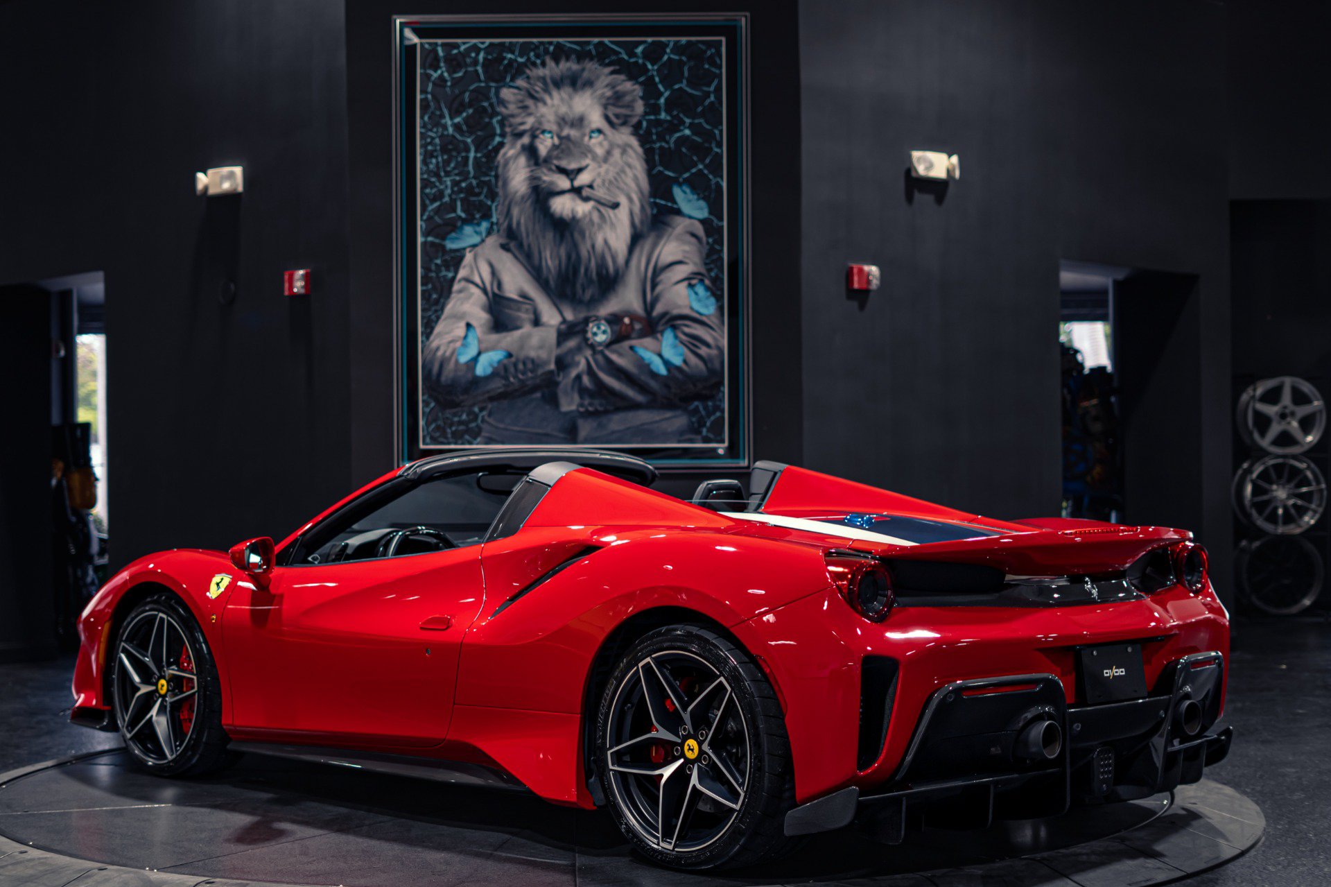 Used 2020 Ferrari 488 Pista Spider RWD image 8
