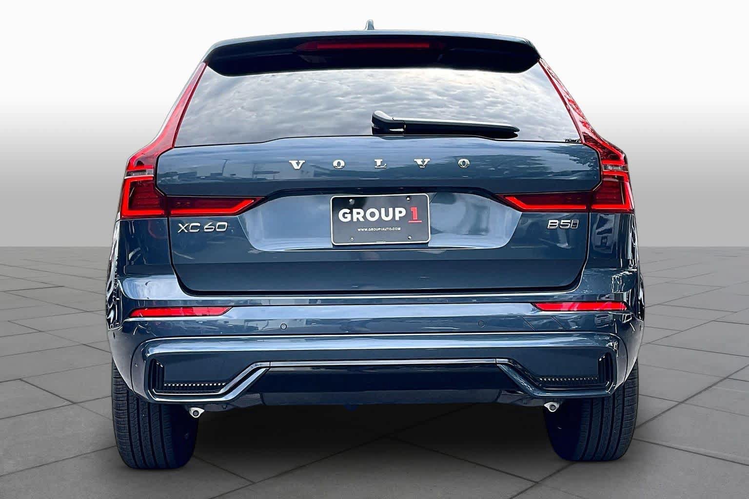 Used 2026 Volvo XC60 B5 Plus w/ Climate Package AWD/4WD image 4