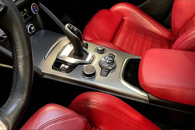 Used 2022 Alfa Romeo Stelvio Veloce image 17