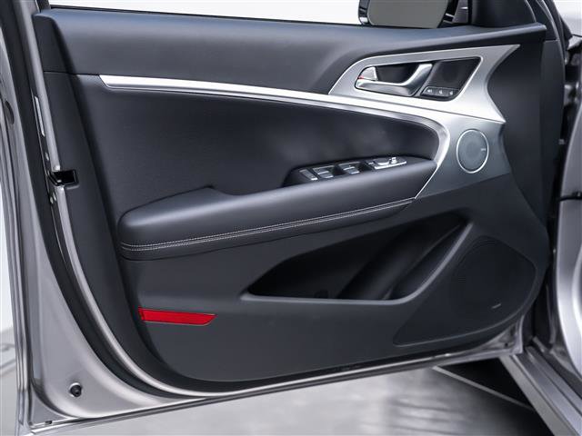 New 2026 Genesis G70 2.5T Prestige image 29