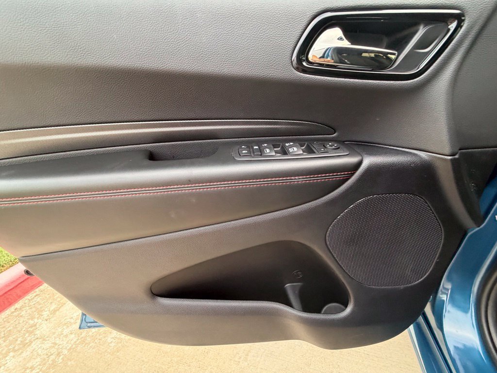 Used 2025 Dodge Durango GT w/ Blacktop Package RWD image 17