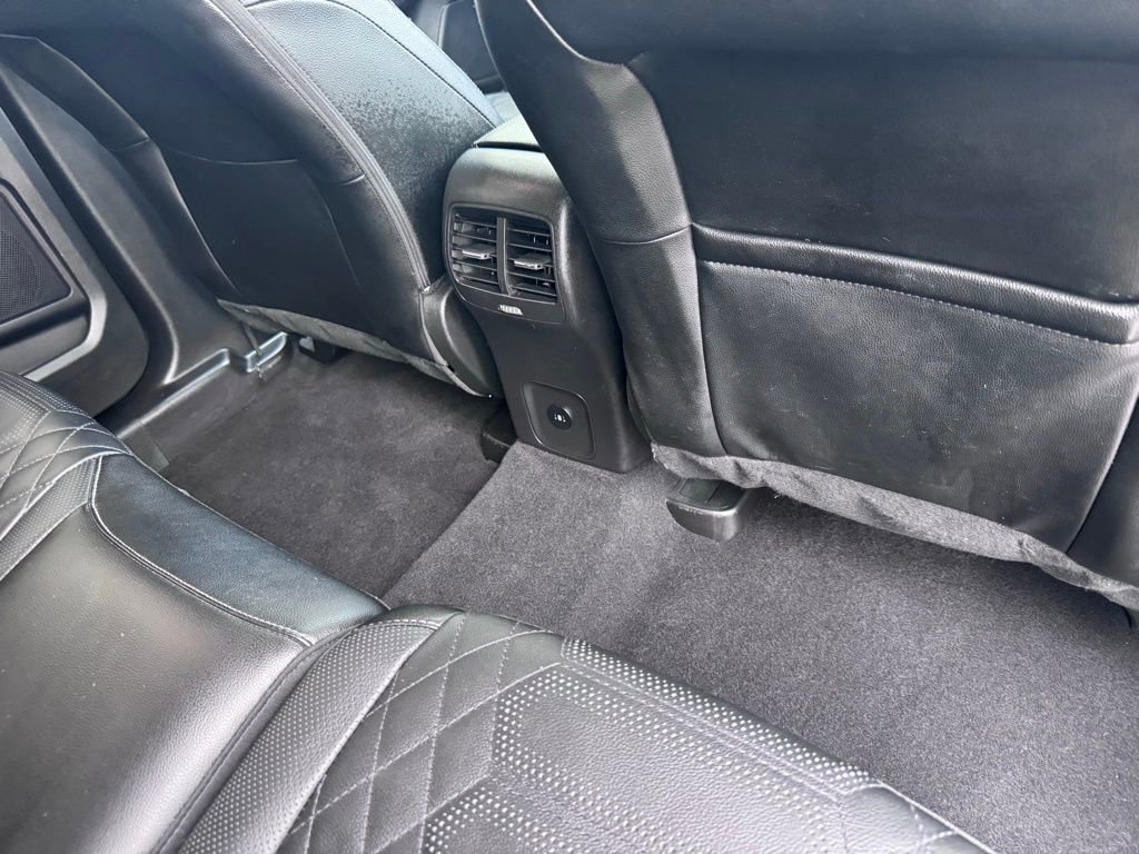 Certified 2023 Ford Escape SE w/ PHEV Premium Package image 20