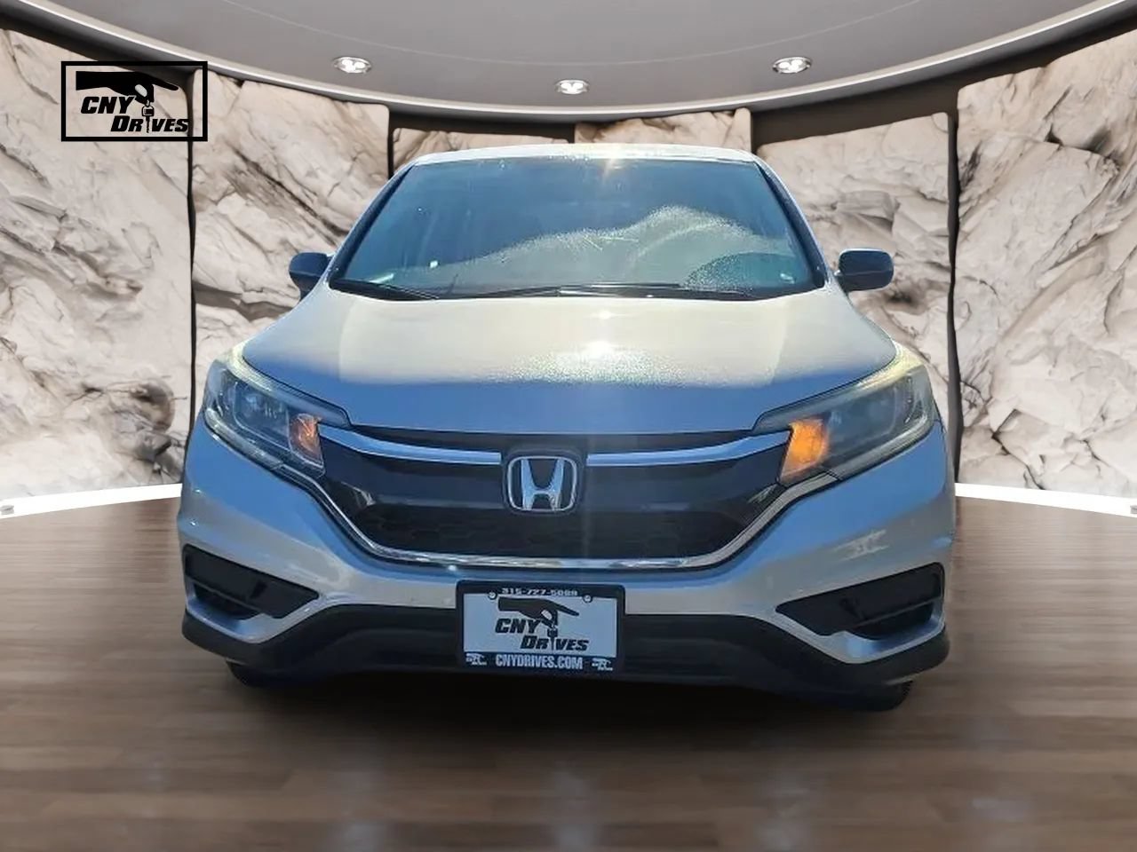 Used 2015 Honda CR-V LX image 2