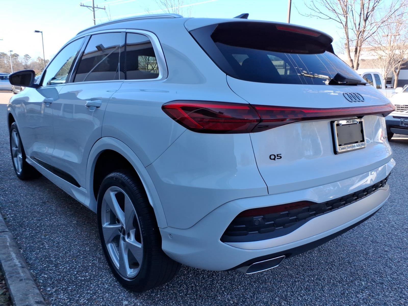 Used 2025 Audi Q5 Premium AWD/4WD image 8