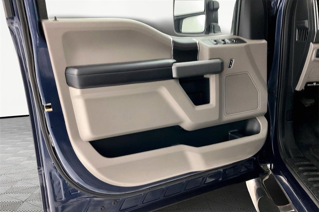 Used 2017 Ford F250 XLT image 19