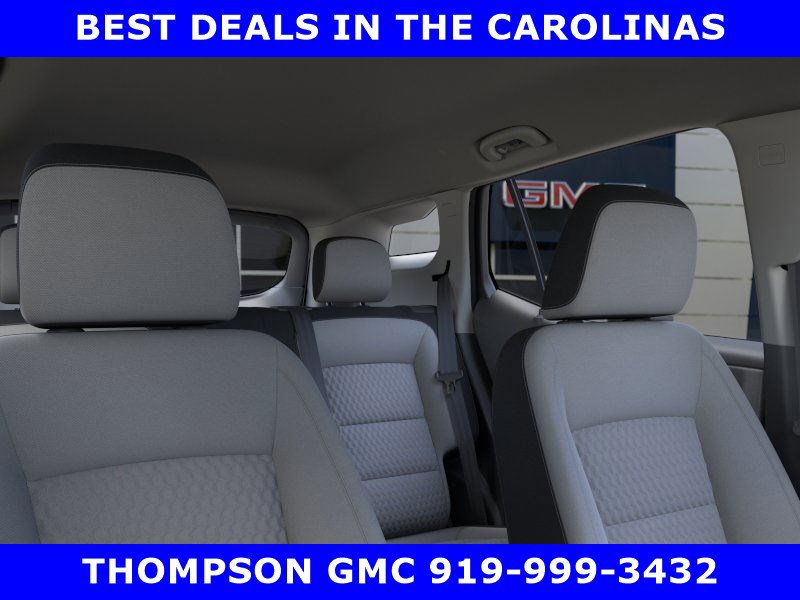 New 2023 GMC Terrain SLE image 27