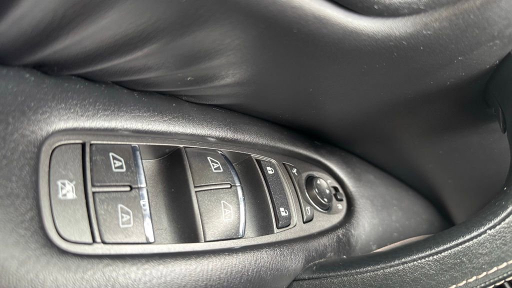 Used 2022 Nissan Armada Platinum w/ Captain's Chairs Package image 13