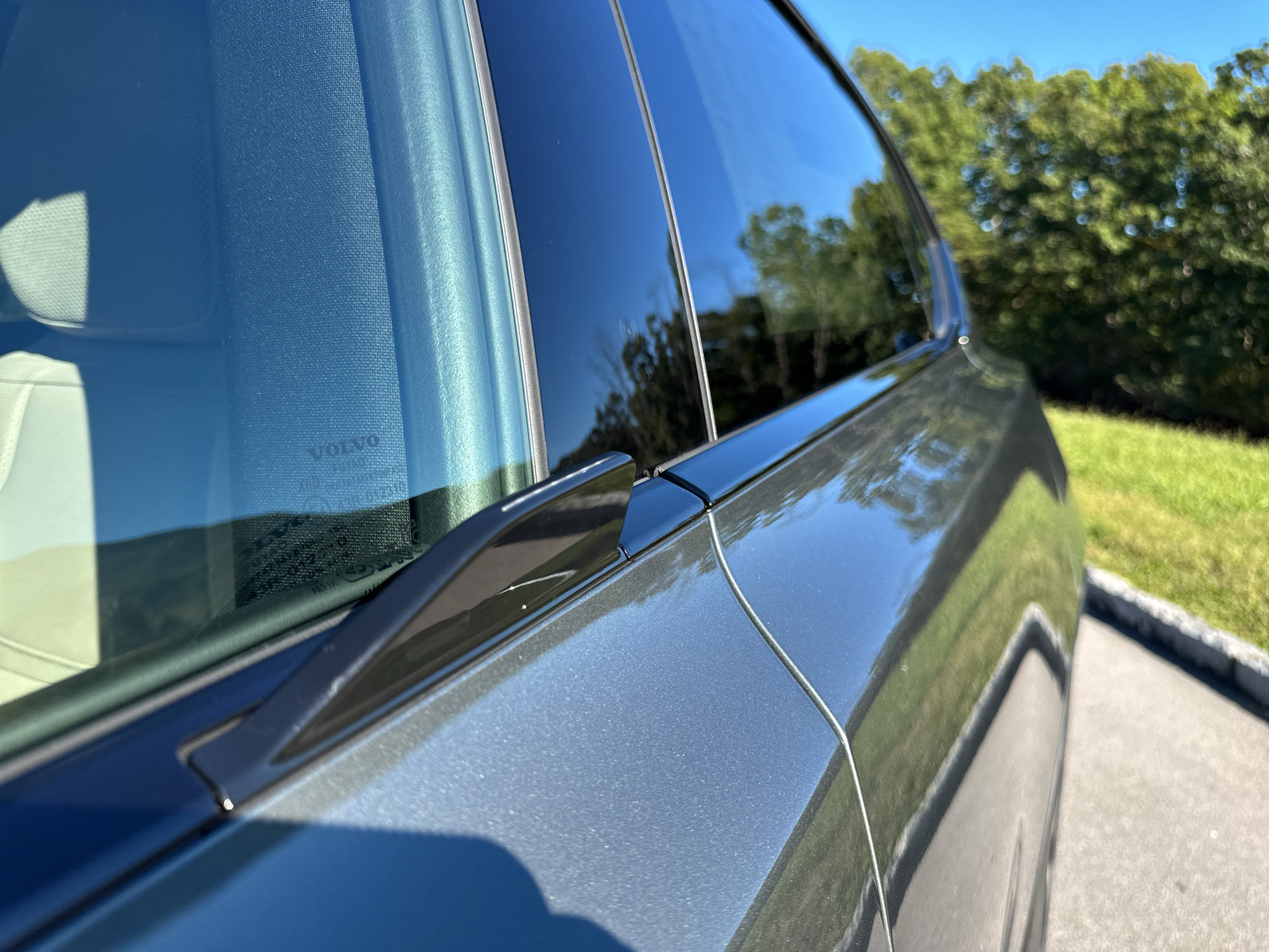 New 2027 Volvo EX60 Ultra AWD/4WD image 8