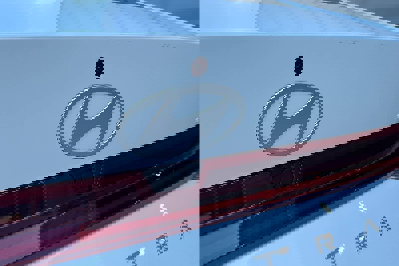 Used 2026 Hyundai Elantra Blue image 16