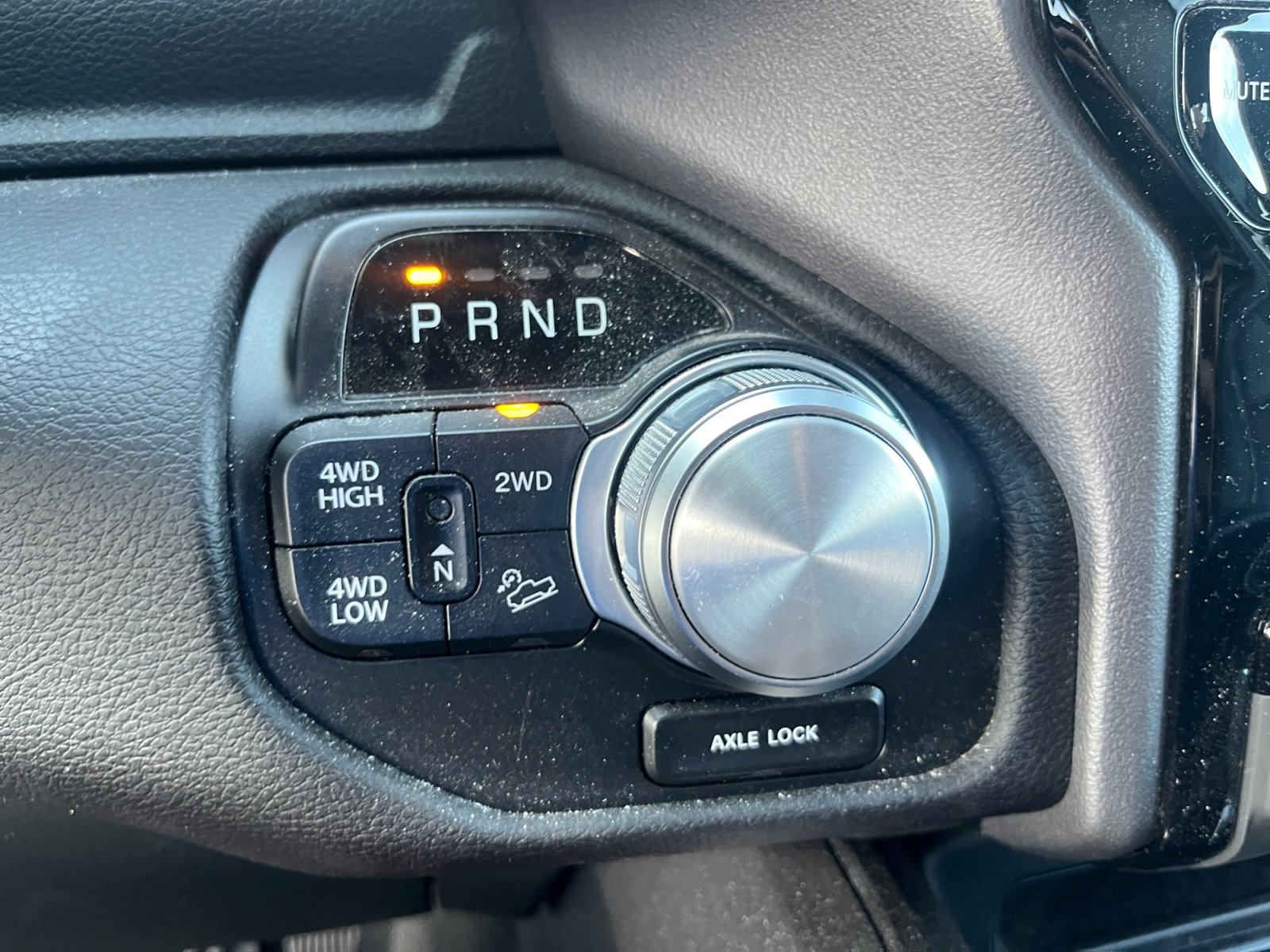 Used 2024 RAM 2500 Rebel w/ Towing Technology Group image 31