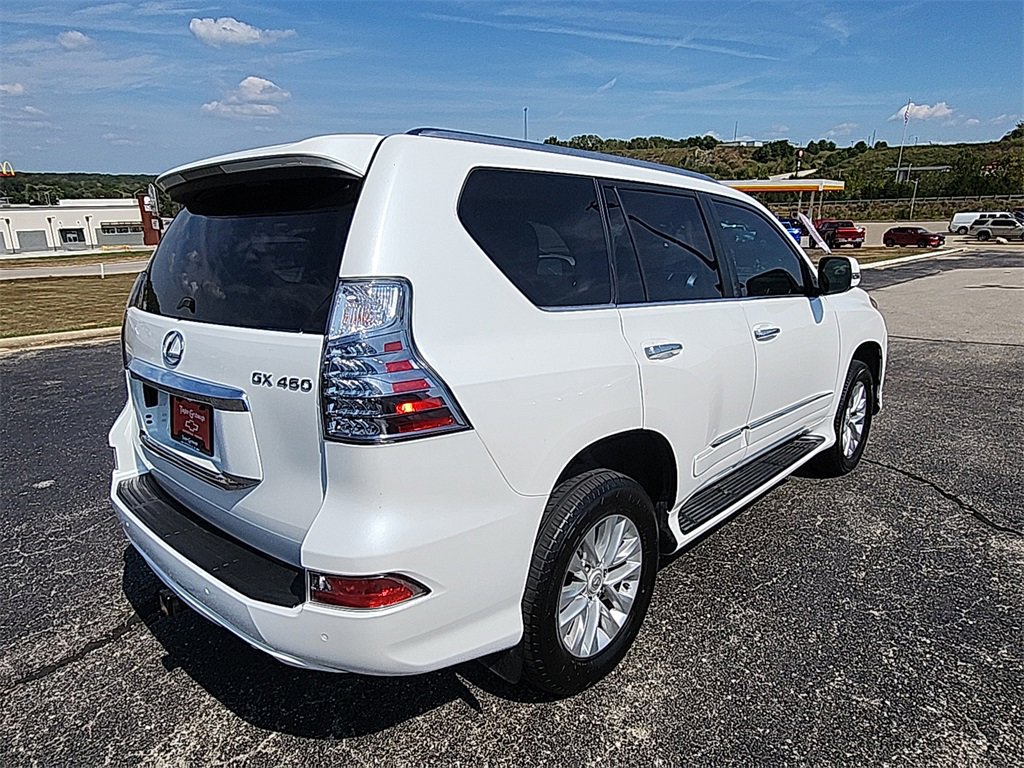 Used 2017 Lexus GX 460 image 8