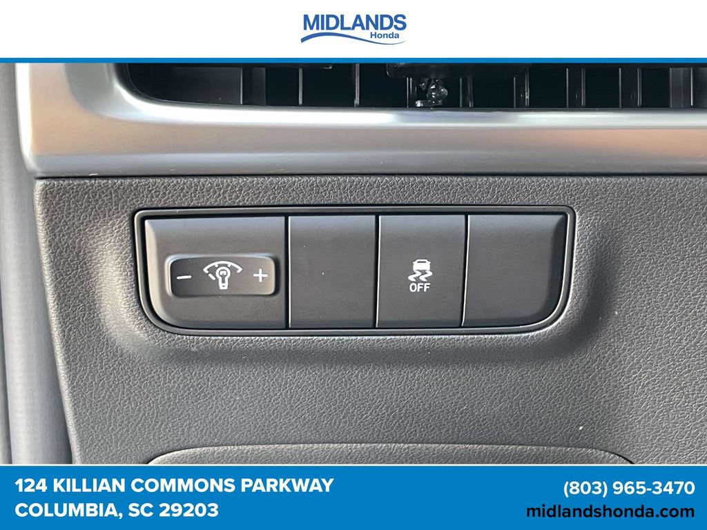 Used 2025 Hyundai Tucson SE FWD image 19