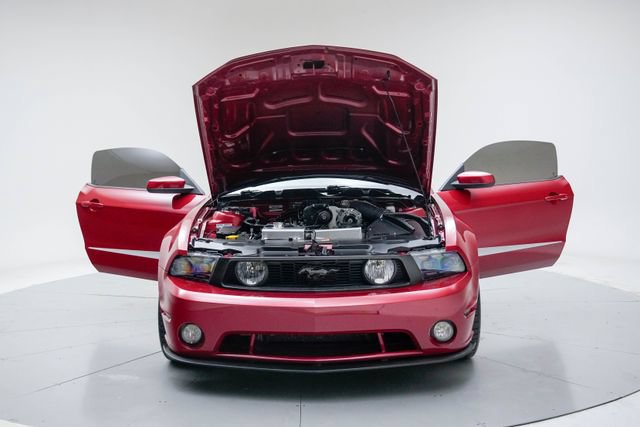 Used 2010 Ford Mustang GT Premium RWD image 16