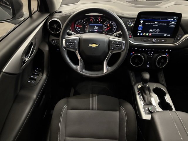 Used 2025 Chevrolet Blazer LT w/ Driver Confidence Package image 11